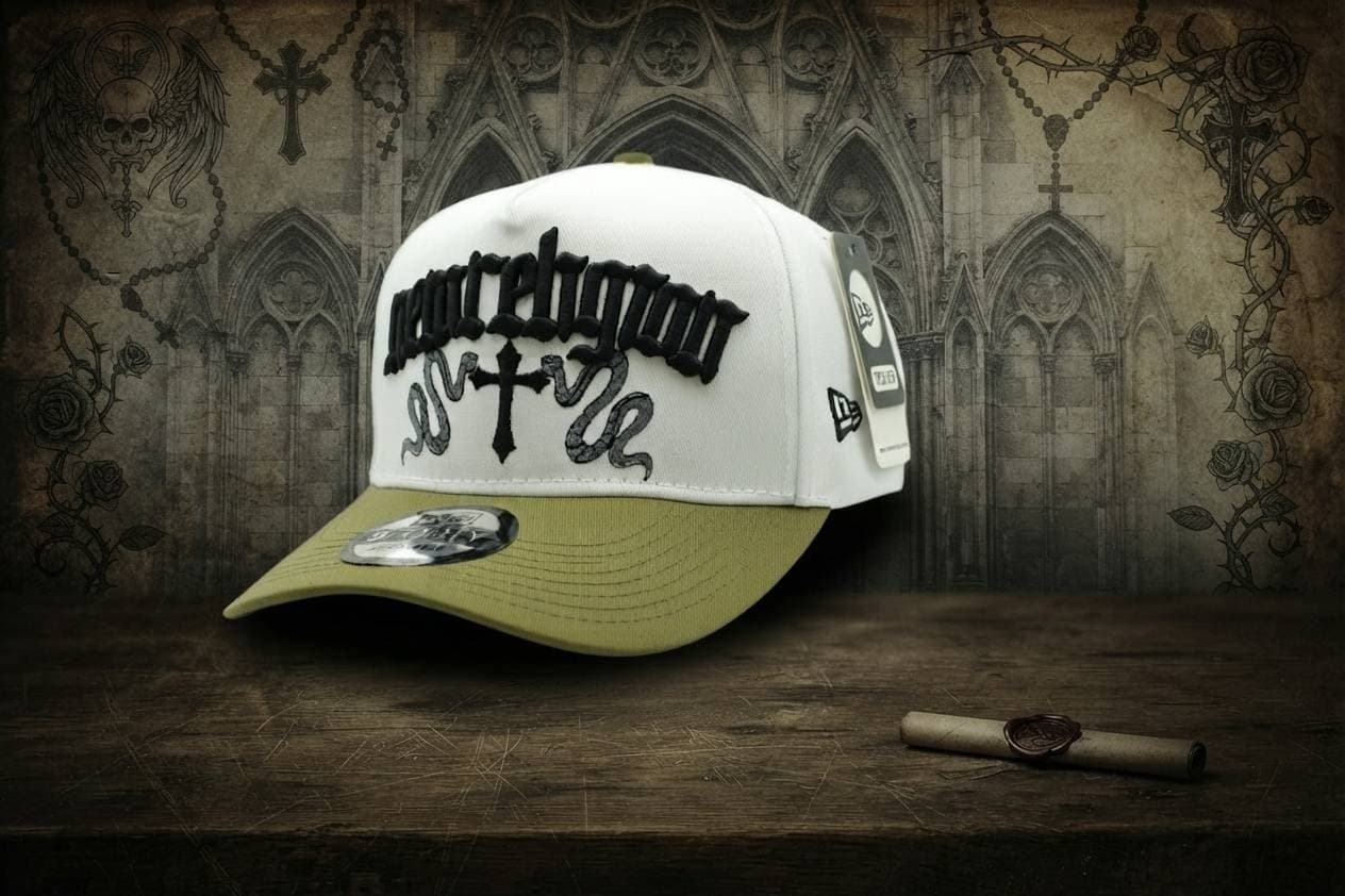 کلاه گپ بیسبالی کروم هارتز (chrome hearts) سفید مار — تصویر ۶