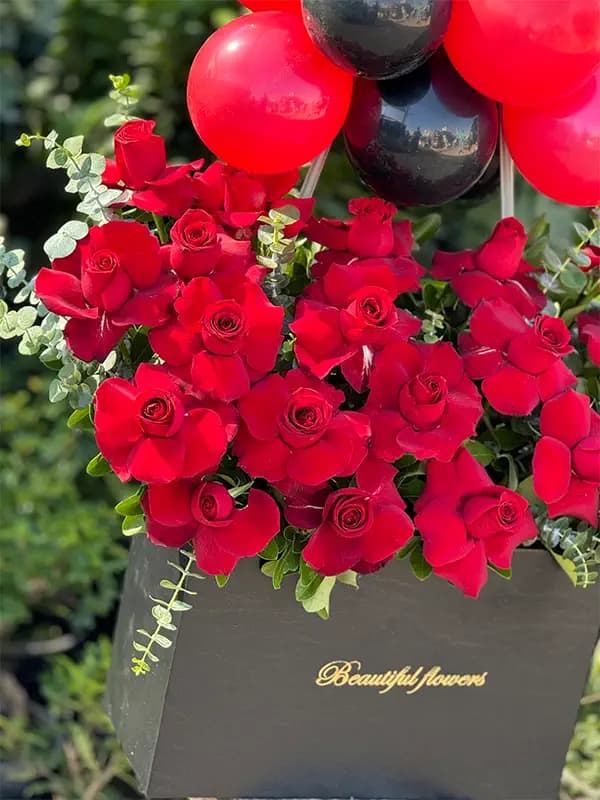 باکس گل قرمز مشکی — تصویر ۵