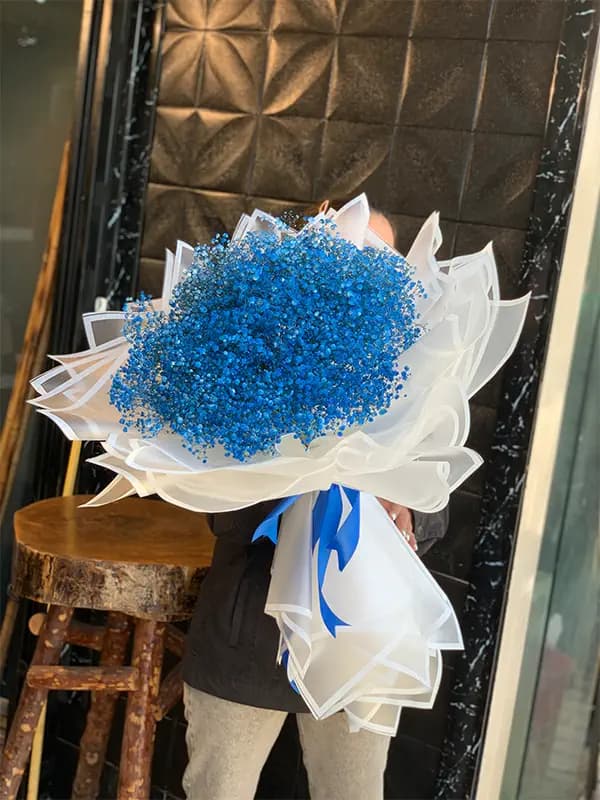 دسته گل عروس آبی — تصویر ۳