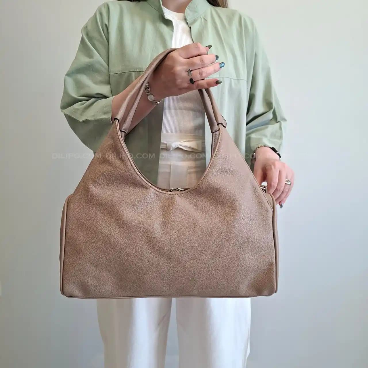 کیف بزرگ دستی و دوشی زنانه لوتوس 2695 — تصویر ۱۰