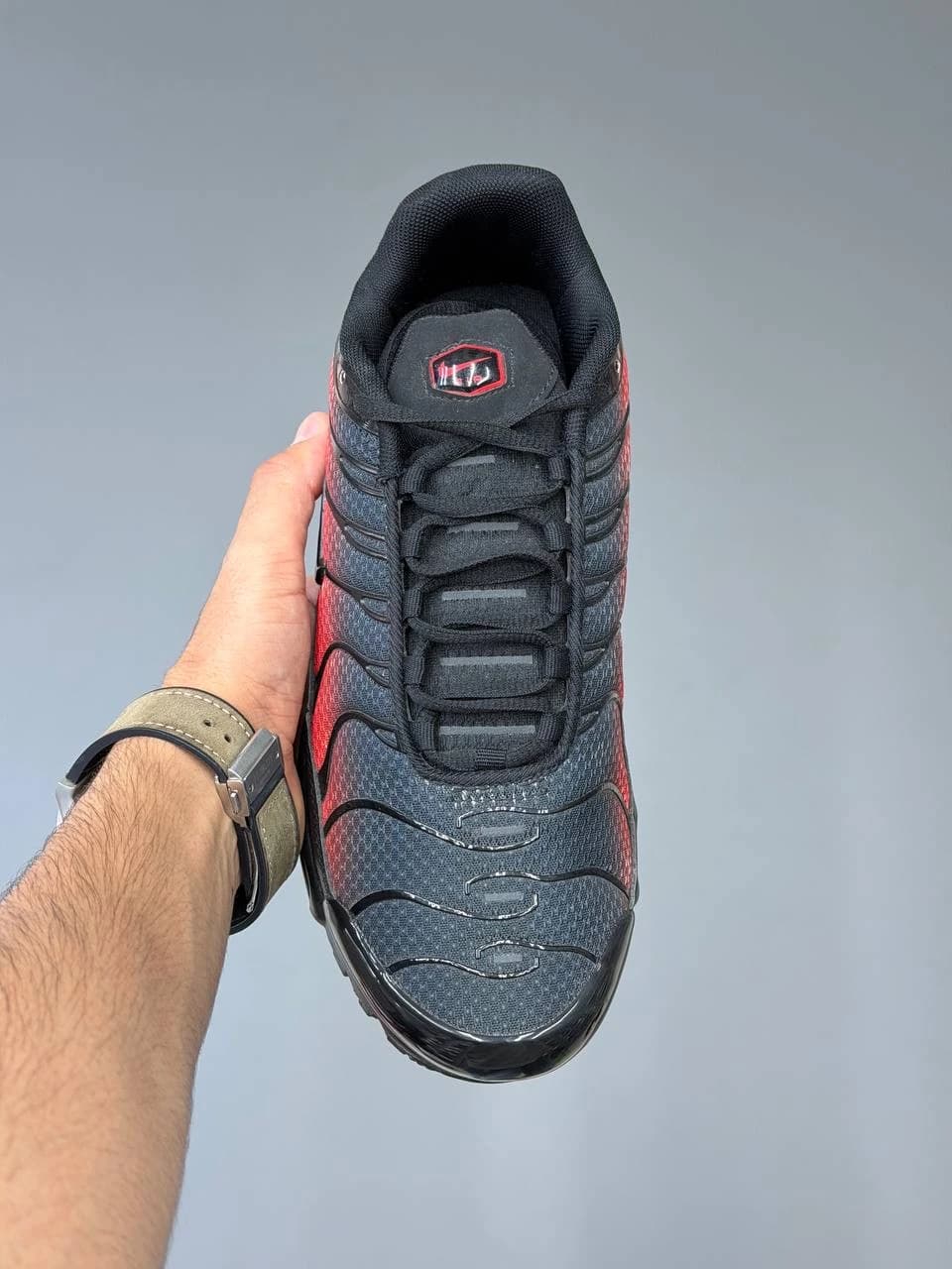کتونی نایک ایرمکس پلاس تی ان مشکی قرمز Nike AirMax Plus TN Black Red — تصویر ۱۰