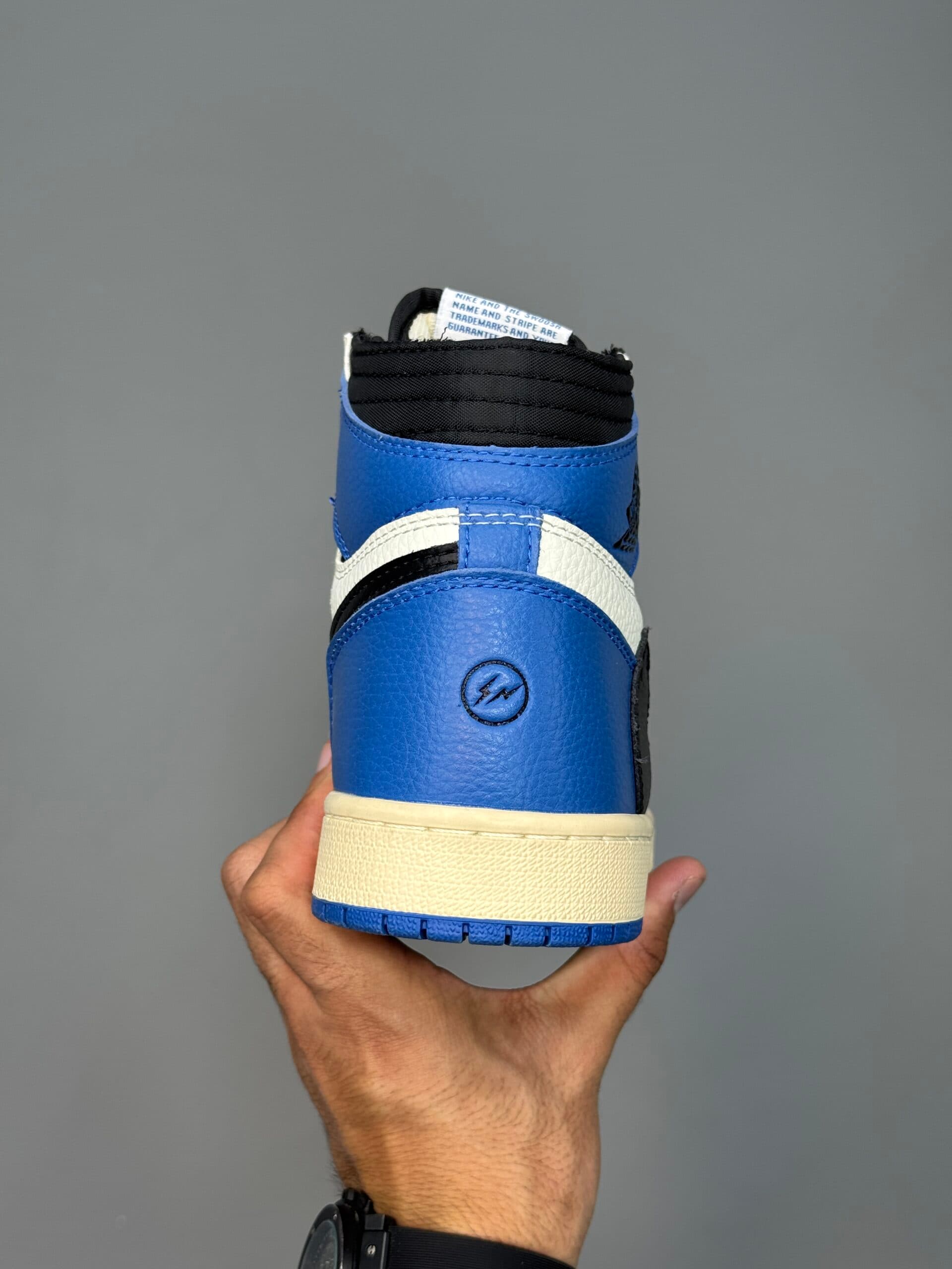 کتونی نایک ایر جردن وان ساقدار ترویس اسکات فرگمنت Nike Air Jordan 1 High Travis Scott Fragment — تصویر ۱۲