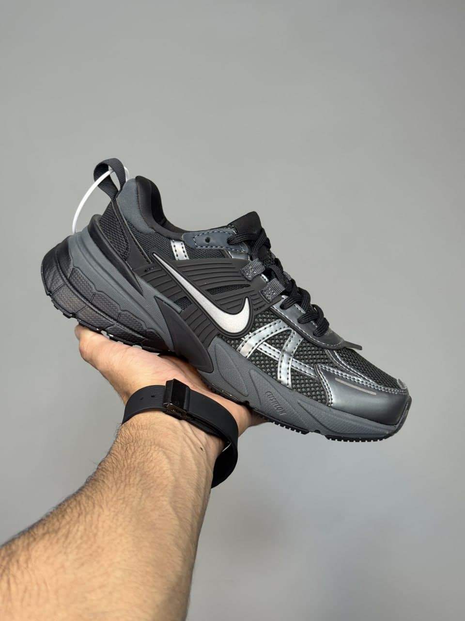 کتونی نایک وی تو کی ران مشکی دودی تیره Nike V2K Run Black Dark Smoke Grey — تصویر ۸