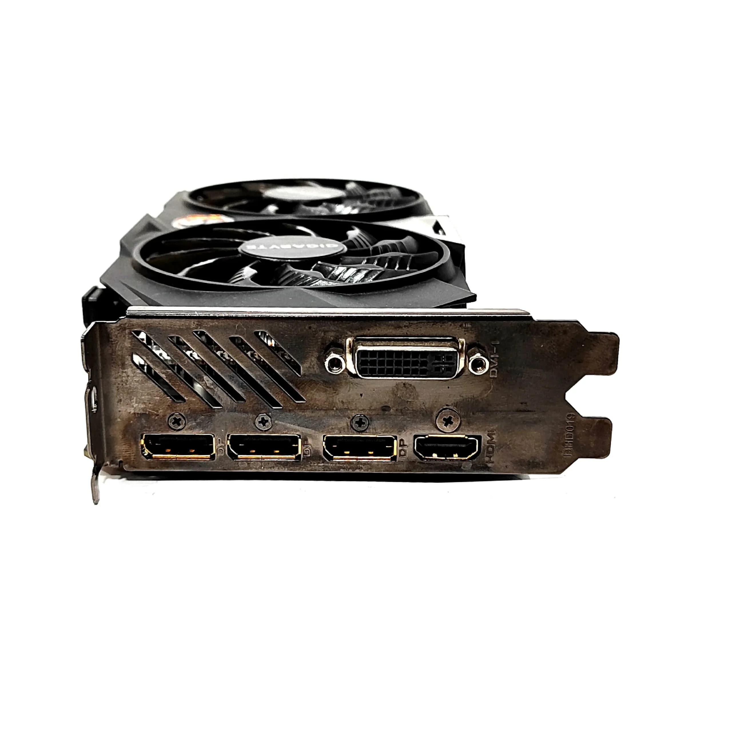 کارت گرافیک گیگابایت GTX 950 2GB (استوک) — تصویر ۳