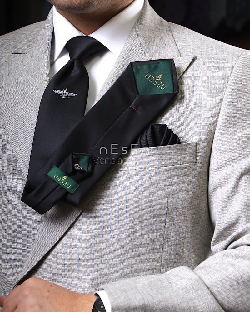 کراوات و پوشت NESEN – طرح فروهر (اهورا مزدا) مشکی V3 — تصویر ۵