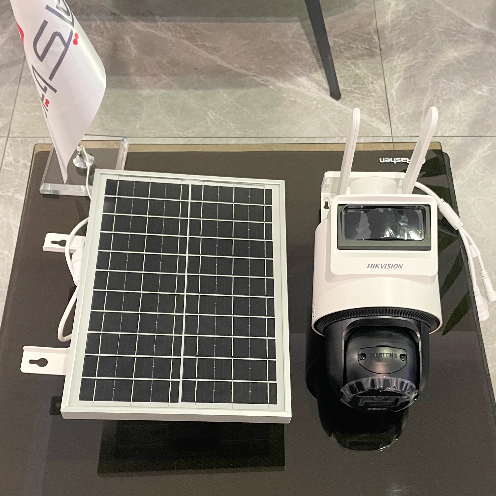 دوربین مداربسته سیمکارتخور و خورشیدی هایک ویژن مدل DS-2DE2C400IWG-K/4G/C05S10 — تصویر ۵