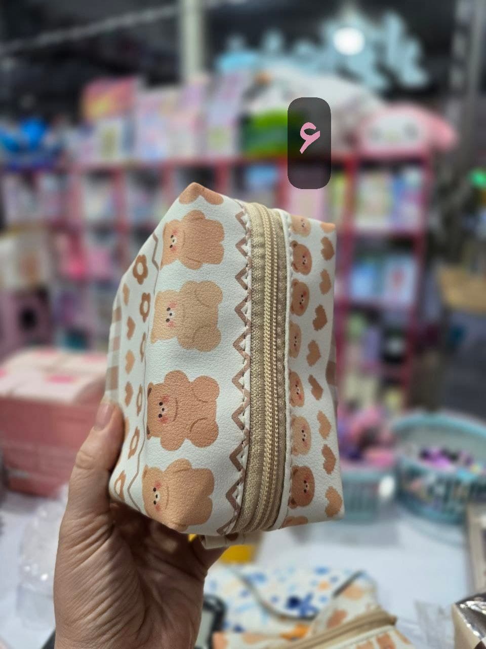 کیف پد ( آرایشی ) — تصویر ۶