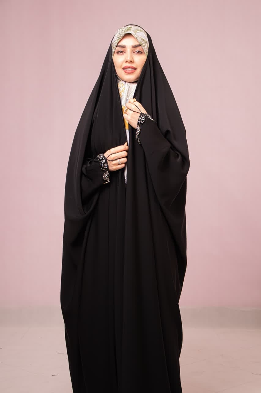 چادر عبا جواهردوزی نیم گل — تصویر ۵