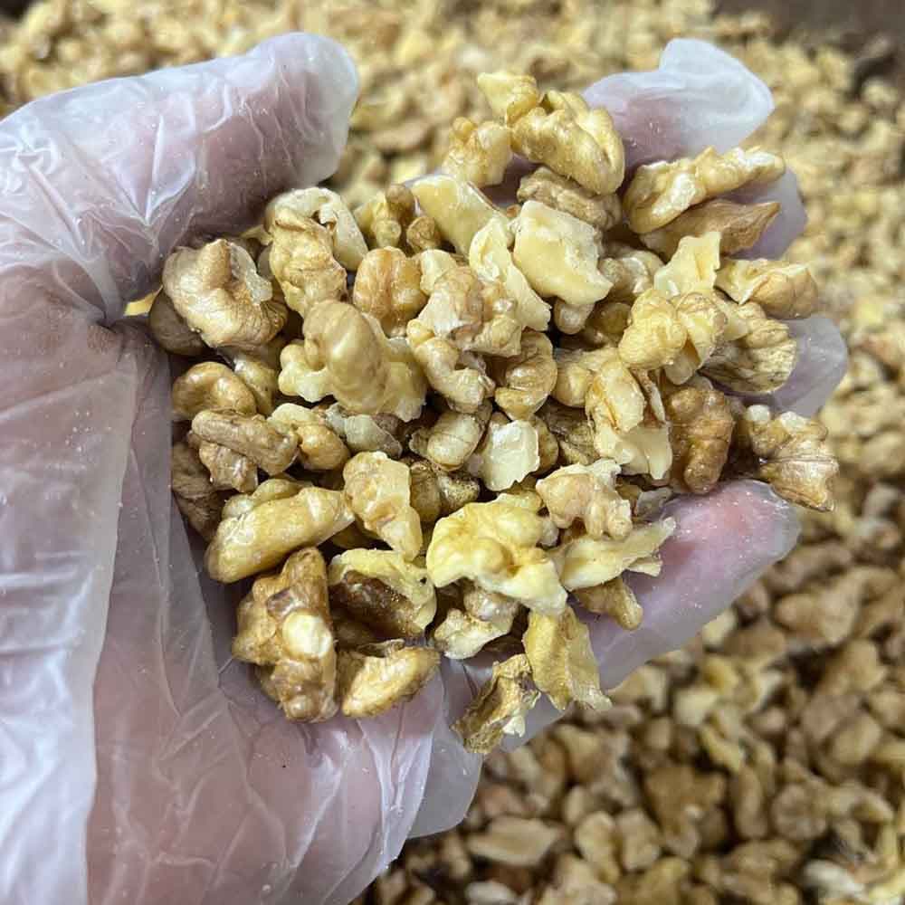 مغز گردو خارجی دندانه ای – 250 گرم — تصویر ۹