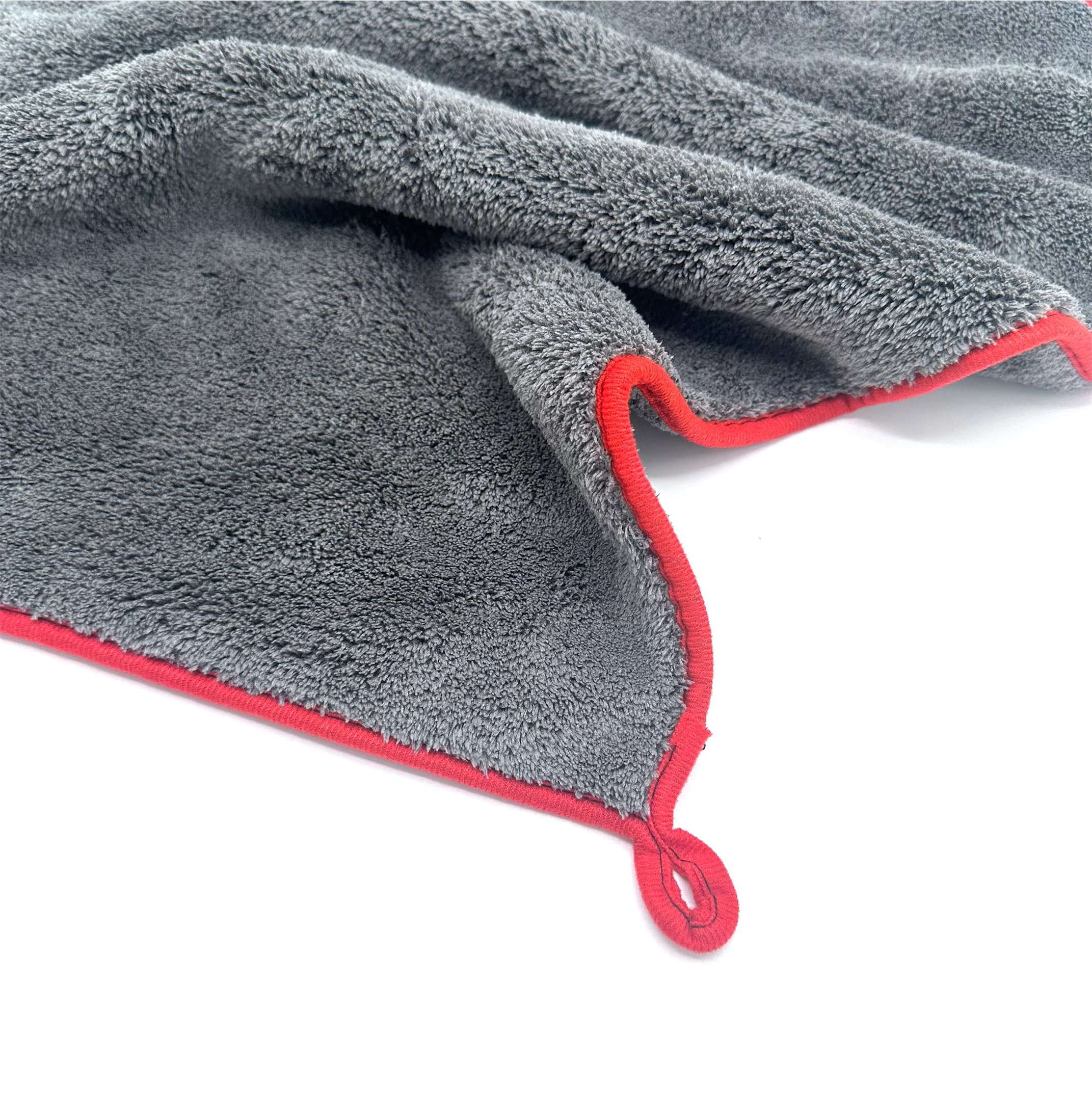 دستمال حوله ای طوسی حاشیه قرمز پیورگلاس سایز 60 در 90 مدل Pure Gloss Towel — تصویر ۳