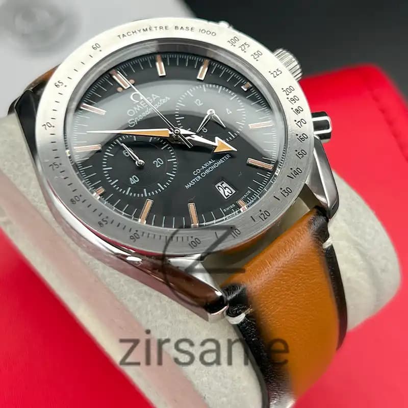ساعت مچی مردانه امگا اسپید مستر کرنوگراف سیلور صفحه مشکی بند چرم Omega Speedmaster Chronograph Silver Black Screen Leather Strap — تصویر ۵