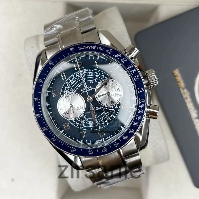 ساعت مچی مردانه امگا اسپید مستر سیلور صفحه آبی Omega Speedmaster silver blue screen — تصویر ۱۰
