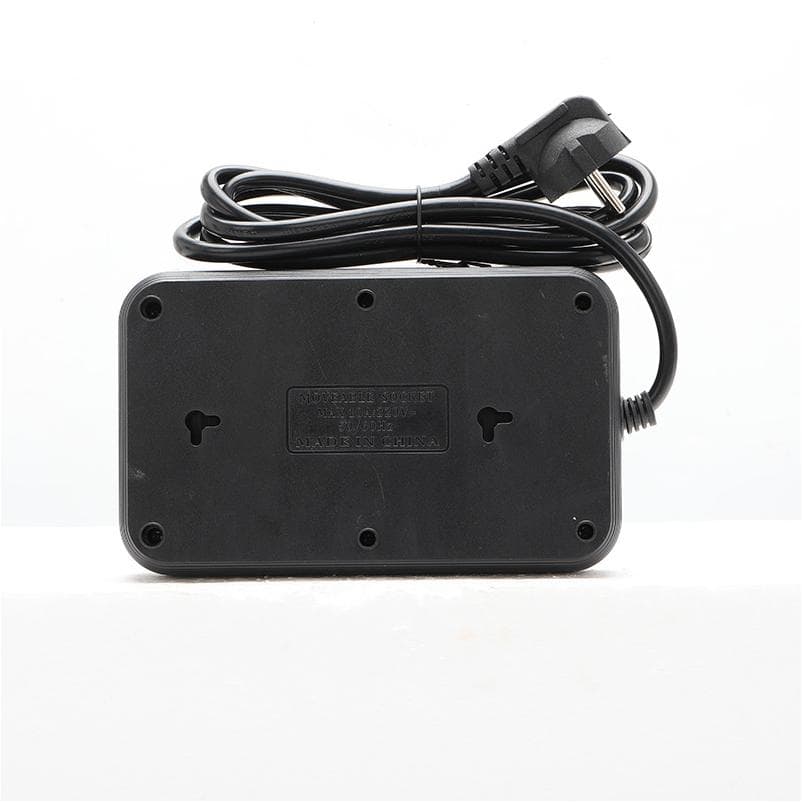 چهار راهی برق یونیورسال با 3 خروجی USB و تایپ سی 2500 وات (مشکی) مدل T203 — تصویر ۶