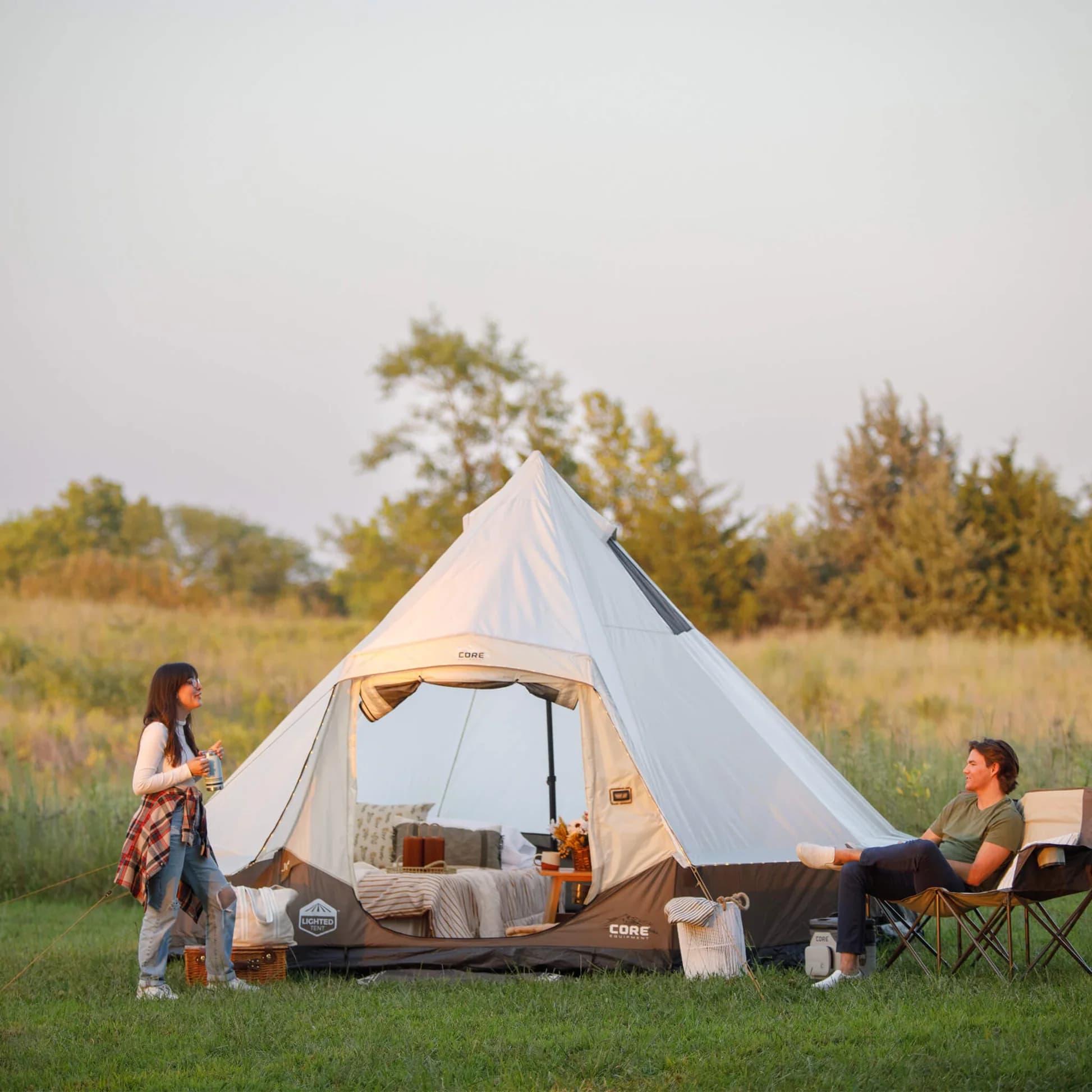 چادر سرخپوستی کر – 6 نفره کمپینگ چراغ دار Core 6 Person Lighted Bell Tent — تصویر ۳
