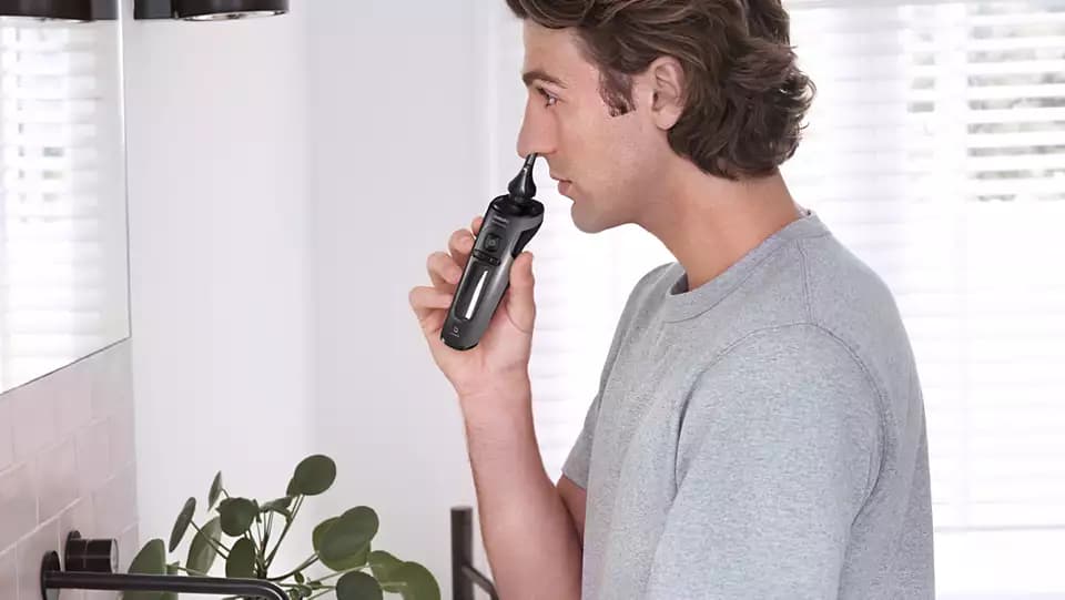 ماشین اصلاح صورت فیلیپس سری S9000 پرستیژ Philips S9000 Prestige Cordless electric shaver with 2 attachments SP9872/22 — تصویر ۷