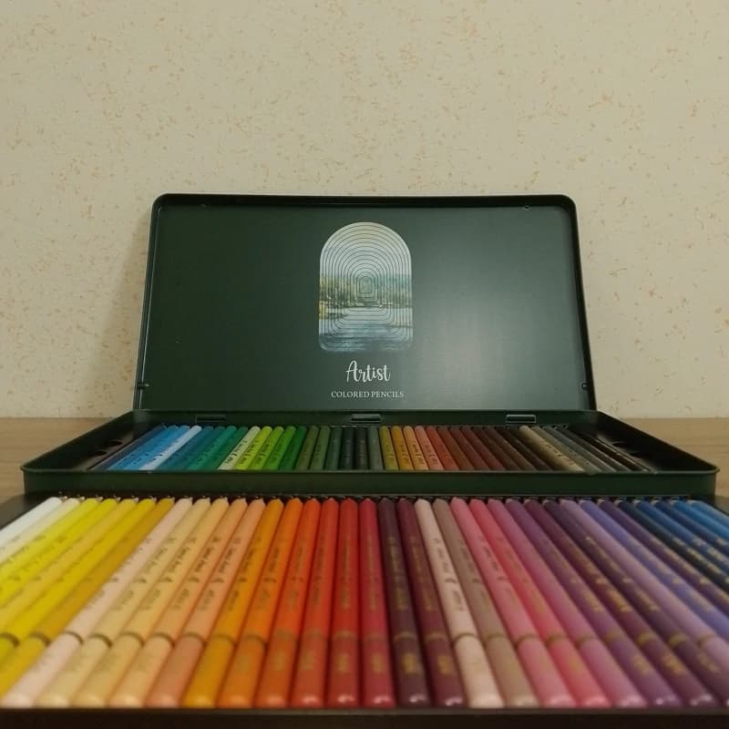 Arya Artist آریا آرتیست مداد رنگی 72 رنگ جعبه فلزی 39058 — تصویر ۳