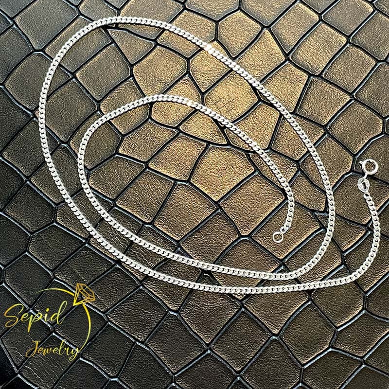 گردنبند زنجیر کارتیه کاپری ریز بافت (Capri curb) — تصویر ۵