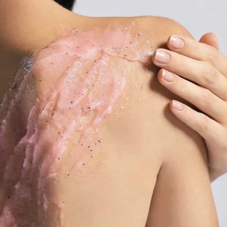 اسکراب بدن یانگمی YANGMEI 200میل حاوی عصاره هلو — تصویر ۶