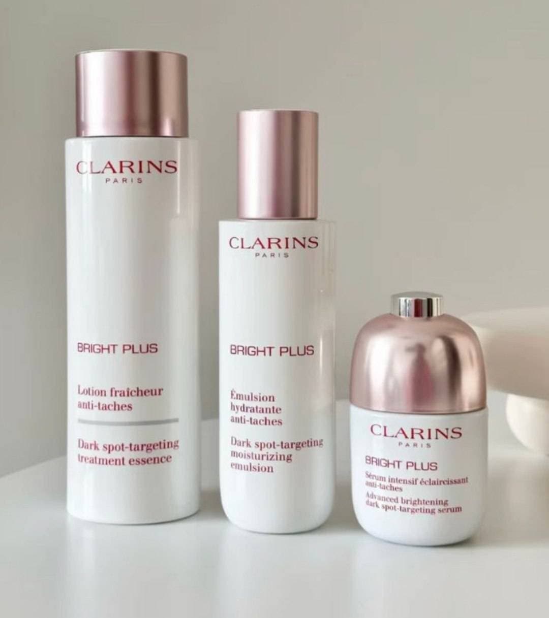 پک سه عددی لوسیون ضد لک آبرسان روشن کننده و جوان ساز برایت پلاس ریتول (پاریس) Clarins bright plus ritual set — تصویر ۵