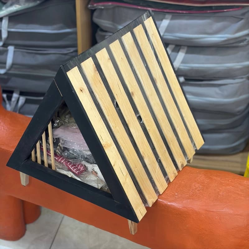 کلبه چوبی سگ و گربه مدل سوئیسی — تصویر ۴