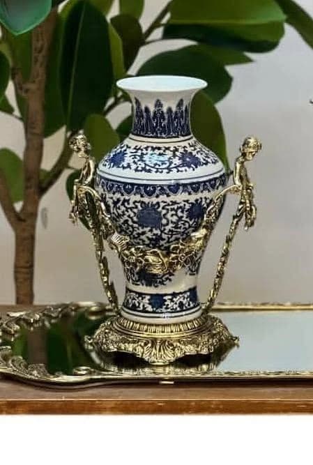گلدان چینی گلریز خاص ابعاد حدود ۳۰سانت — تصویر ۲