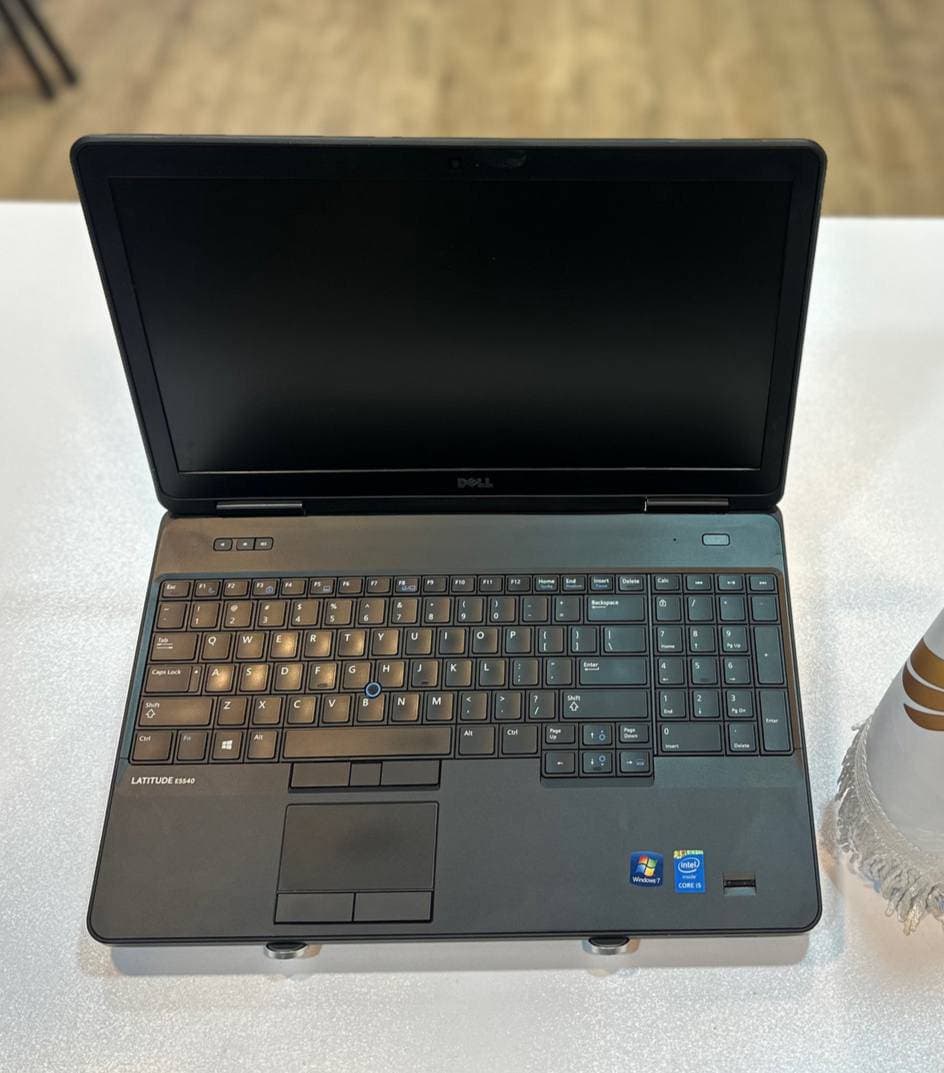 لپ تاپ کارکرده DELL LATITUDE E5540 -i5-4GB-500GB-2GB — تصویر ۹