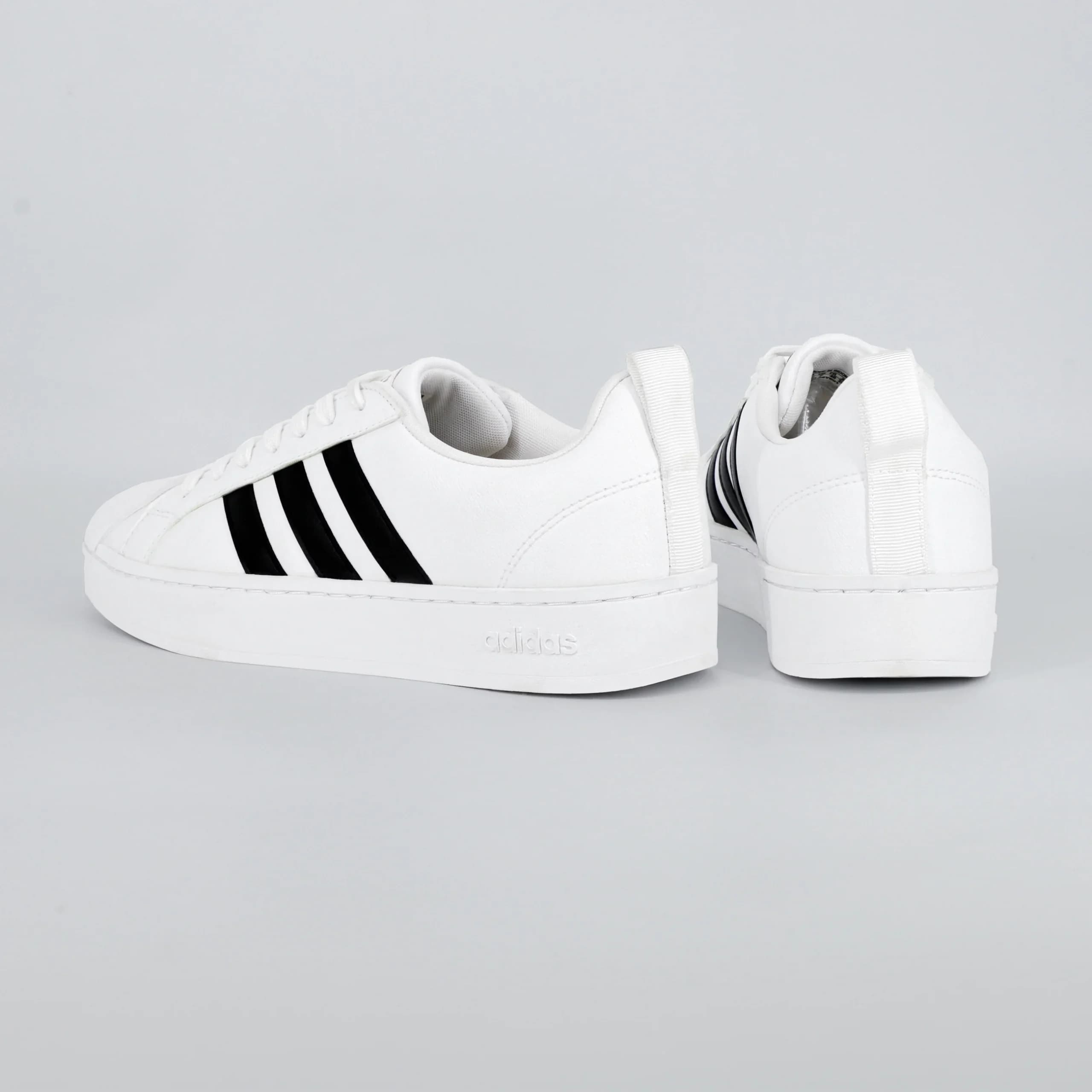 کتونی ونس مردانه آدیداس استریت چک adidas streetcheck رنگ سفید مشکی کد 2038 — تصویر ۵