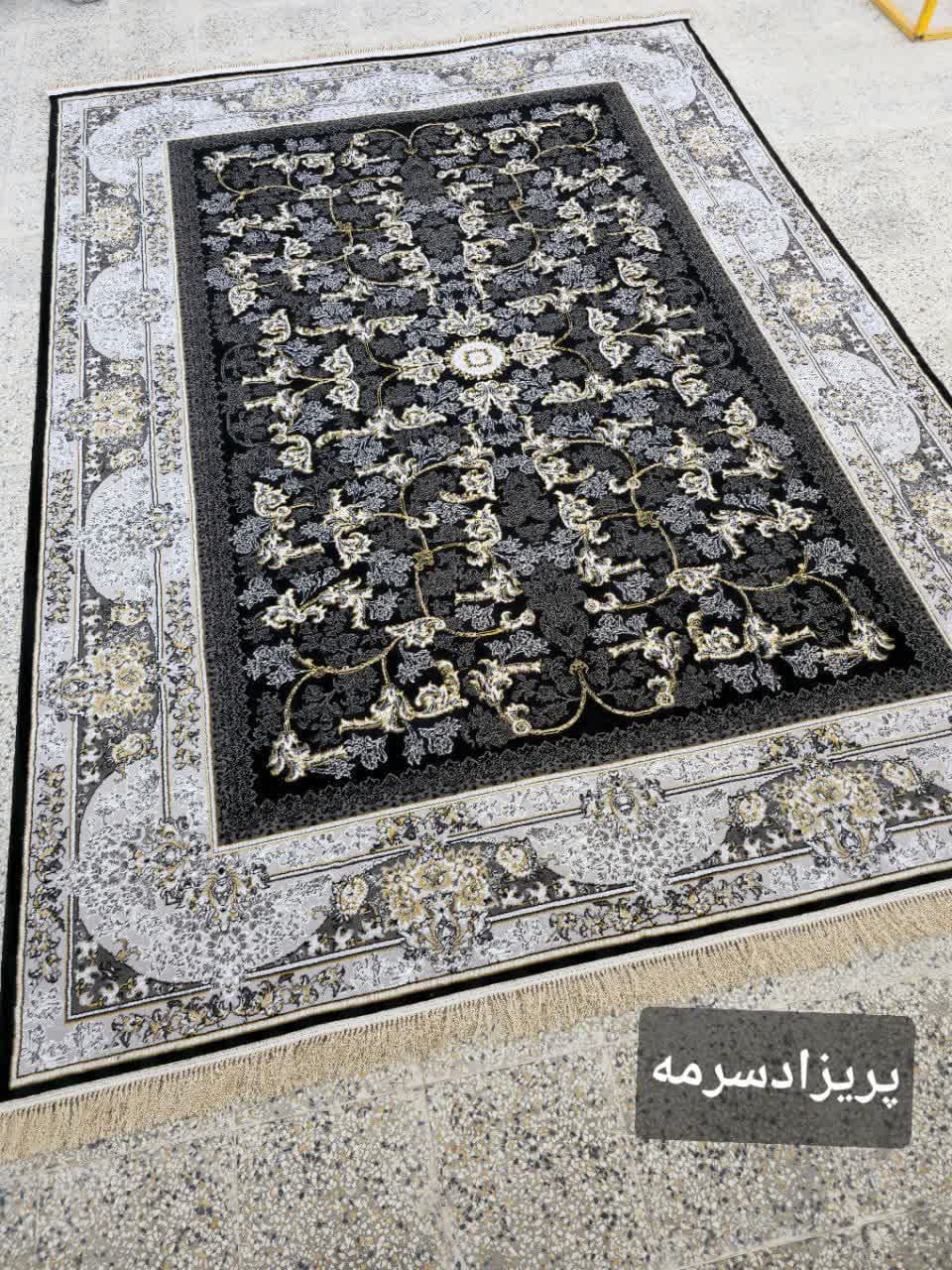 فرش ماشینی ۵۰۰ شانه پریزاد سرمهای با تراکم ۱۴۰۰ – کارخانه فرش خرم گل کاشان.