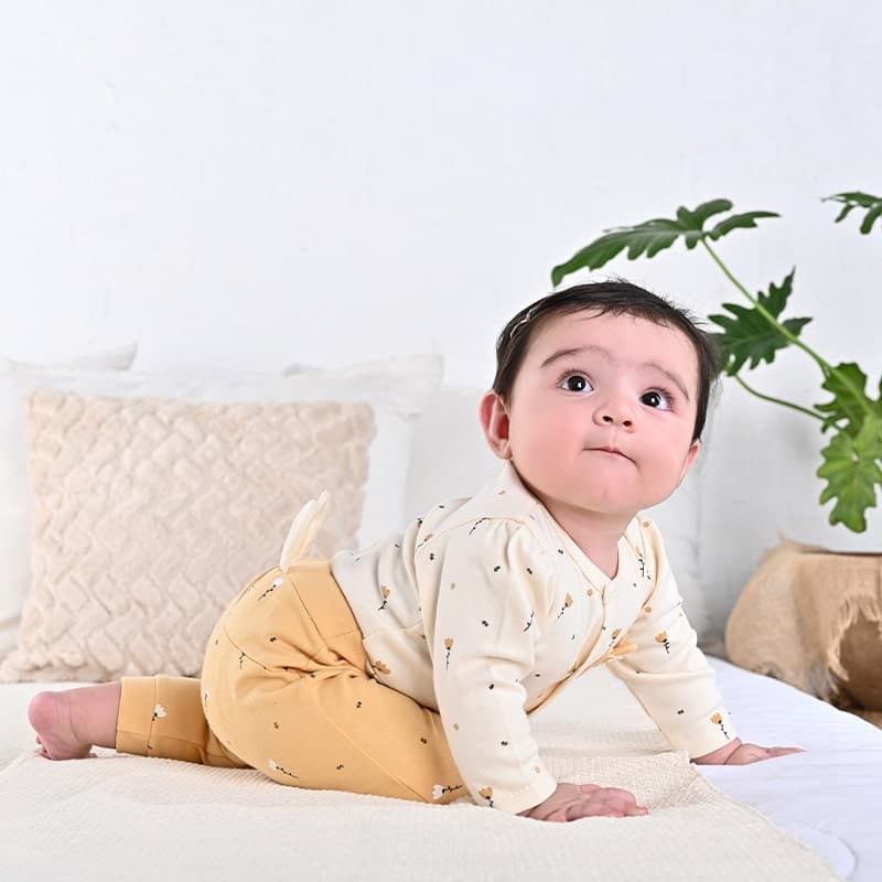 شلوار کاراملی رنگ گوشدار نوزادی دخترانه طرح مرلین نیلی Nili Merlin — تصویر ۱۱