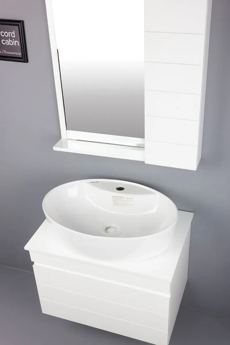 روشویی کابینتی و آینه باکس طرح تمام سفید پاپیتال چینی کرد — تصویر ۲