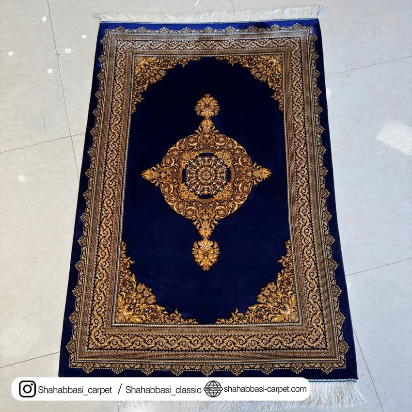 فرش تمام ابریشم کد 225 آبی کاربنی — تصویر ۳