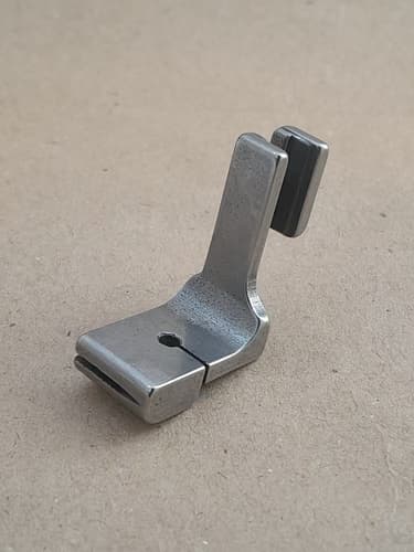 پایه چین سوزنی P5 چرخ خیاطی صنعتی راستادوز — تصویر ۲
