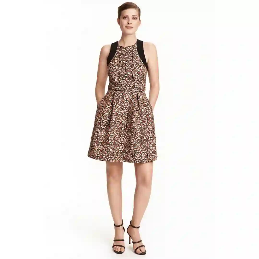 پیراهن آستین حلقه ای کوتاه قهوه ای اچ اند ام H&M — تصویر ۱۰
