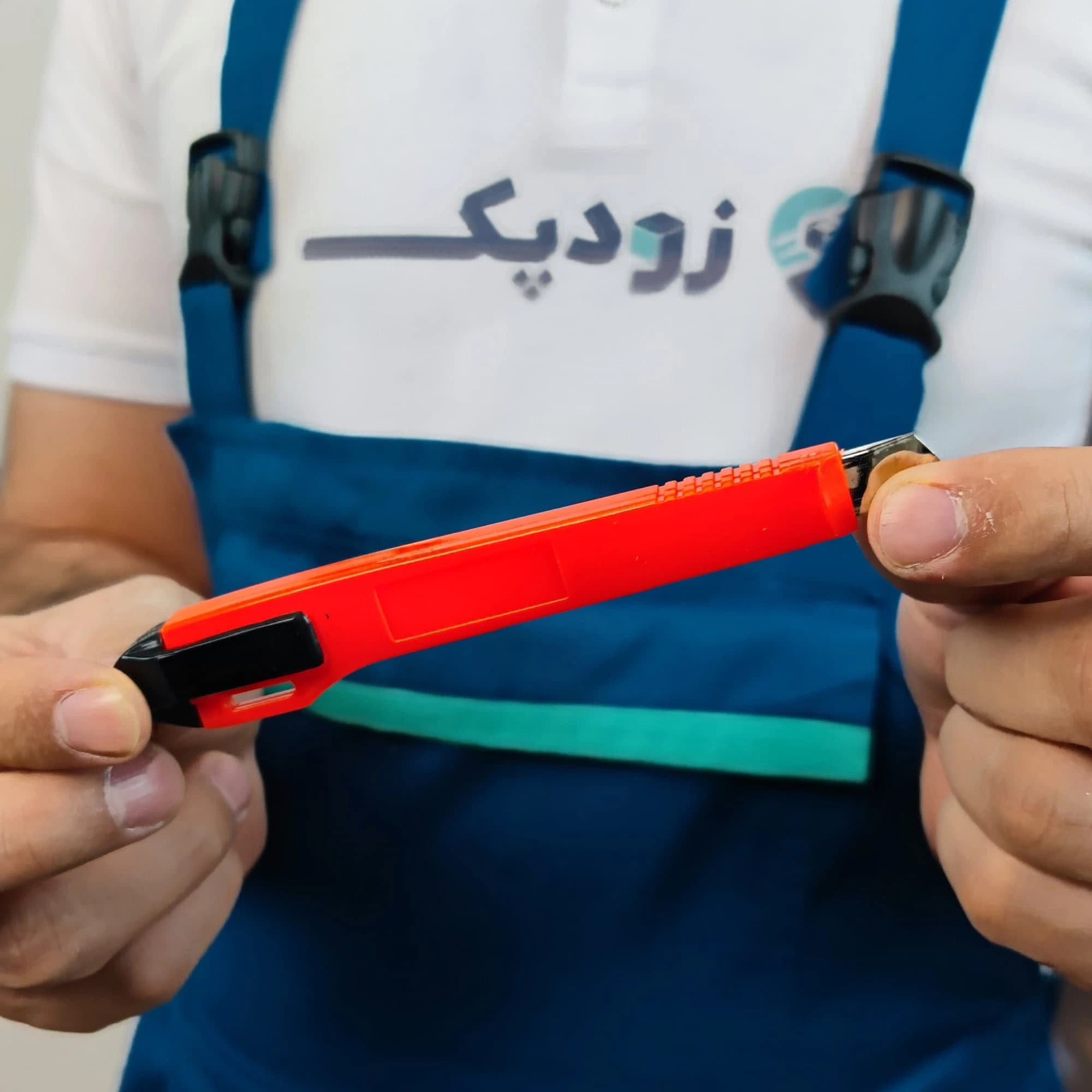 کاتر دستی 9 میلیمتر زودپک — تصویر ۲