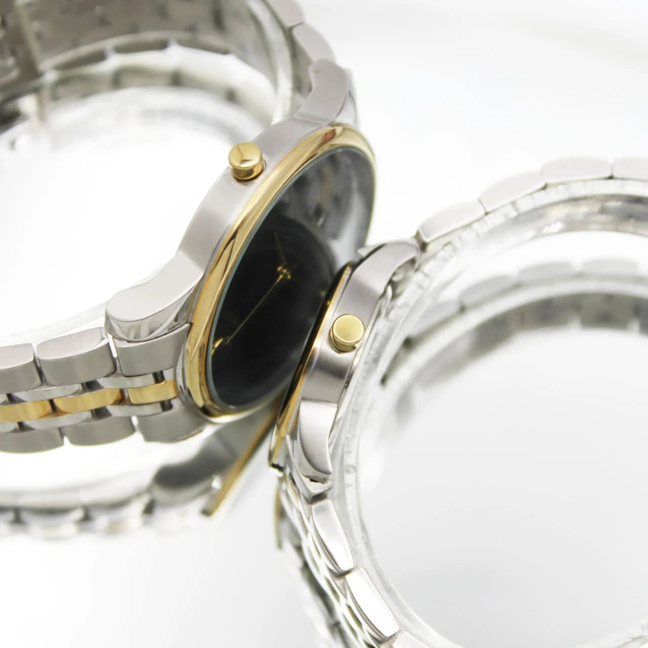 ساعت ست زنانه و مردانه موادو (Movado) مدل 2045 — تصویر ۱۱