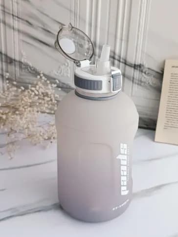قمقمه نی دار فانتزی – 2200 ml – برند Ybin — تصویر ۲