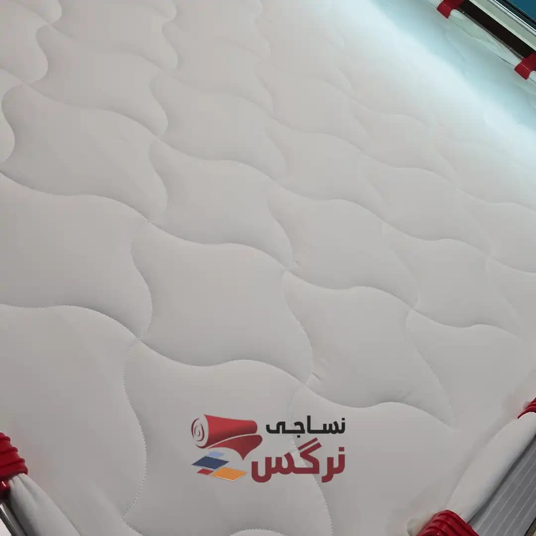 لحاف لایت یک و نیم نفره تخت 120 میکرو براش — تصویر ۲