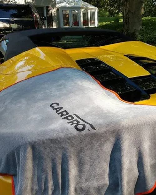 حوله خشک کن مگنتی کارپرو CARPRO DHydrate سایز 70×100 – دستمال خشککن حرفهای خودرو — تصویر ۸