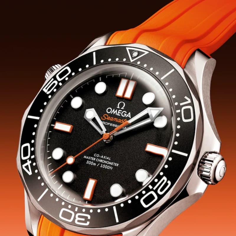 امگا سیمستر Diver 300M Co-Axial Master Chronometer 42، استیل، صفحه مشکی با جزئیات نارنجی و بند رابر نارنجی | رفرنس 210.32.42.20.01.006 — تصویر ۸