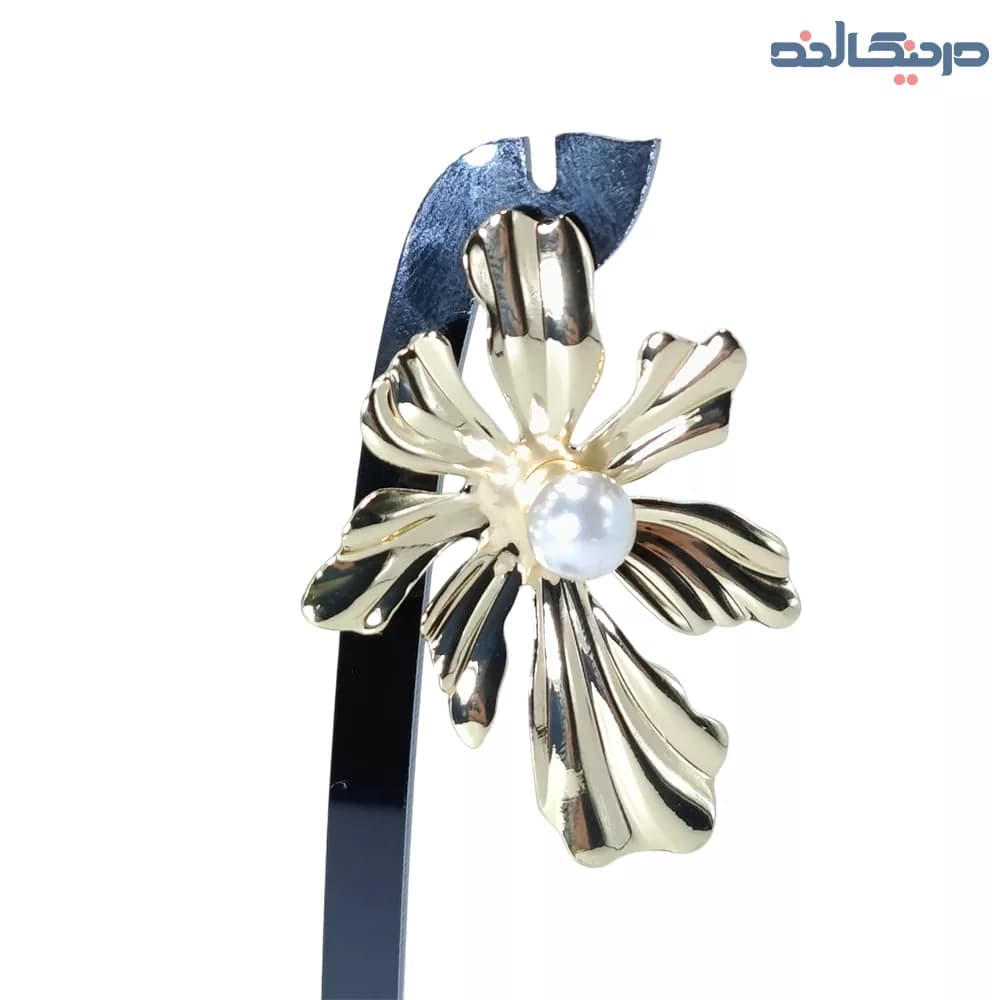 گوشواره زنانه طرح گل طلایی کد 7702 — تصویر ۶