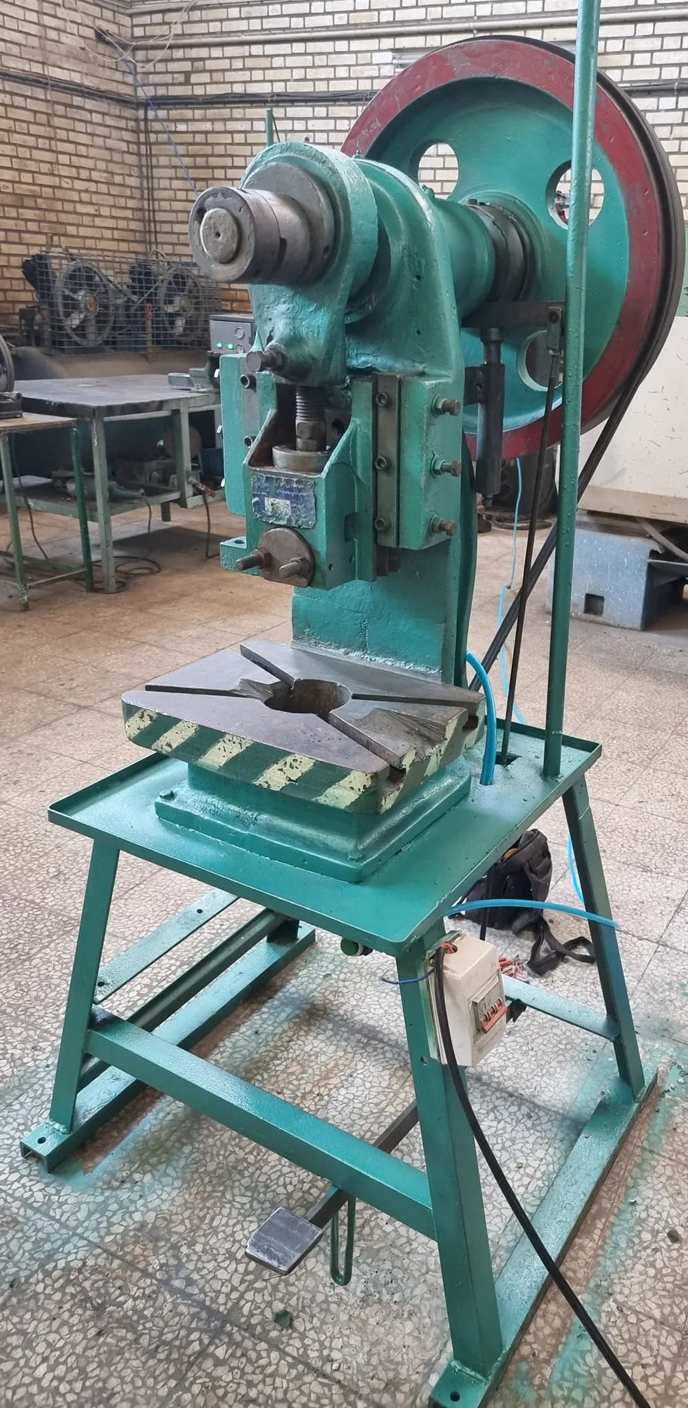دستگاه پرس ضربه ای 12 تن لنگ متحرک — تصویر ۱۲