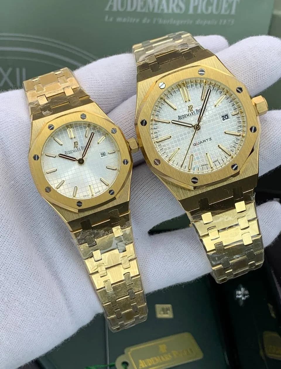 ساعت ست زنانه و مردانه ای پی (audemars piguet) طلایی صفحه سفید