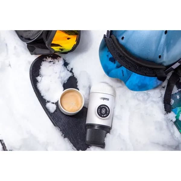 اسپرسو ساز دستی نانوپرسو واکاکو مدل Nanopresso Elements Chill White — تصویر ۹