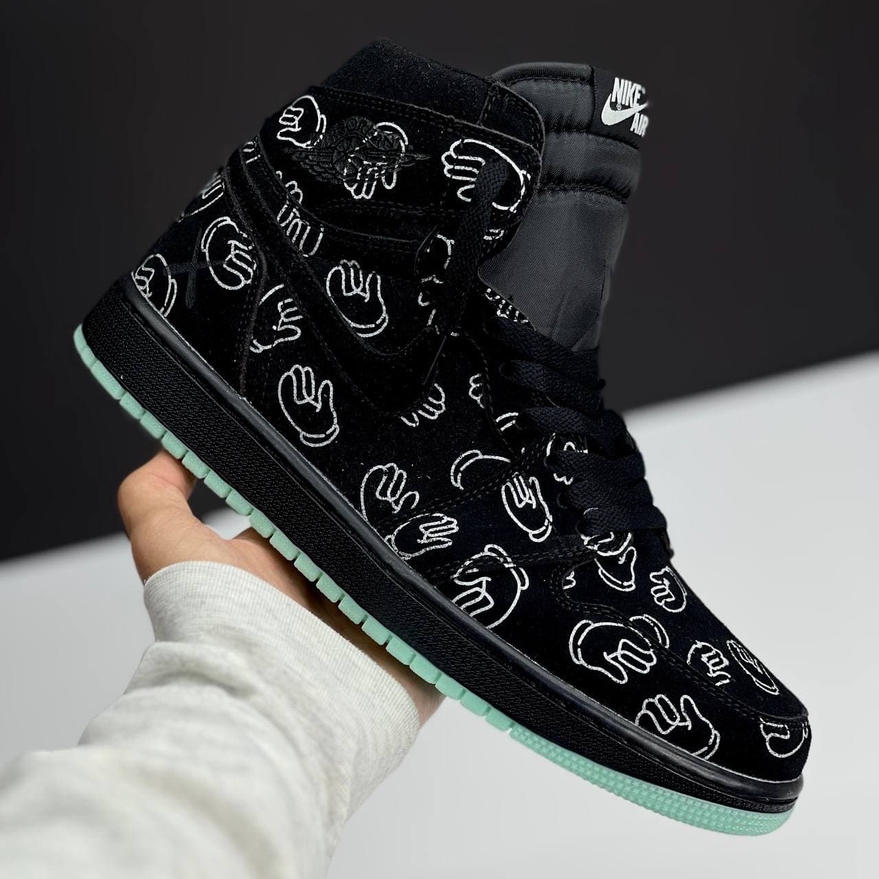 نایک ایر جردن وان ساقدار کاز مشکی NIKE AIR JORDAN 1 HIGH X KAWZ — تصویر ۵