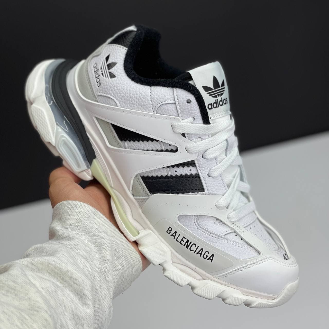 بالنسیاگا آدیداس ترک سفید مشکی BALENCIAGA X ADIDAS TRACK FORUM LOW — تصویر ۵