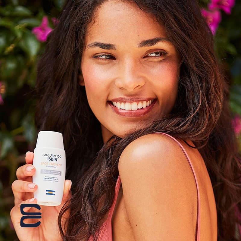 ضد آفتاب ضد لک بی رنگ فلوئید فیوژن اسپات ایزدین SPF100 حجم 50 میل — تصویر ۷