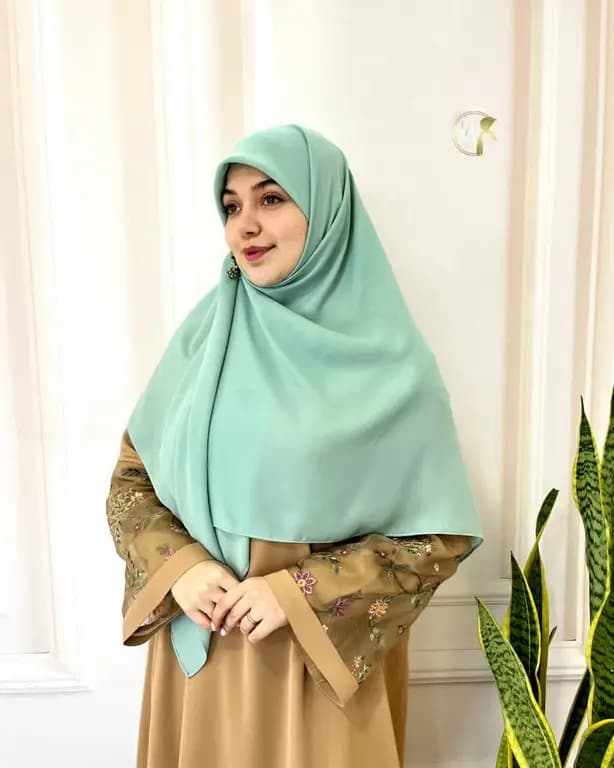 روسری حریرکرپ کشدار / بدون کش سبز اقیانوسی — تصویر ۴