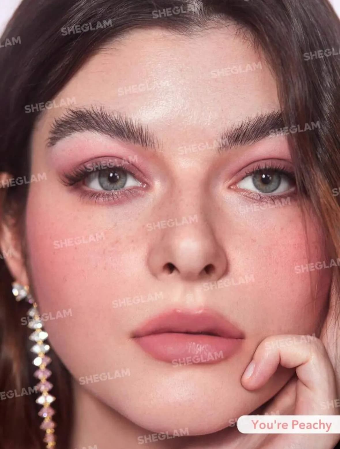 رژگونه پودری شیگلم Love Dive مدل You’re Peachy — تصویر ۶