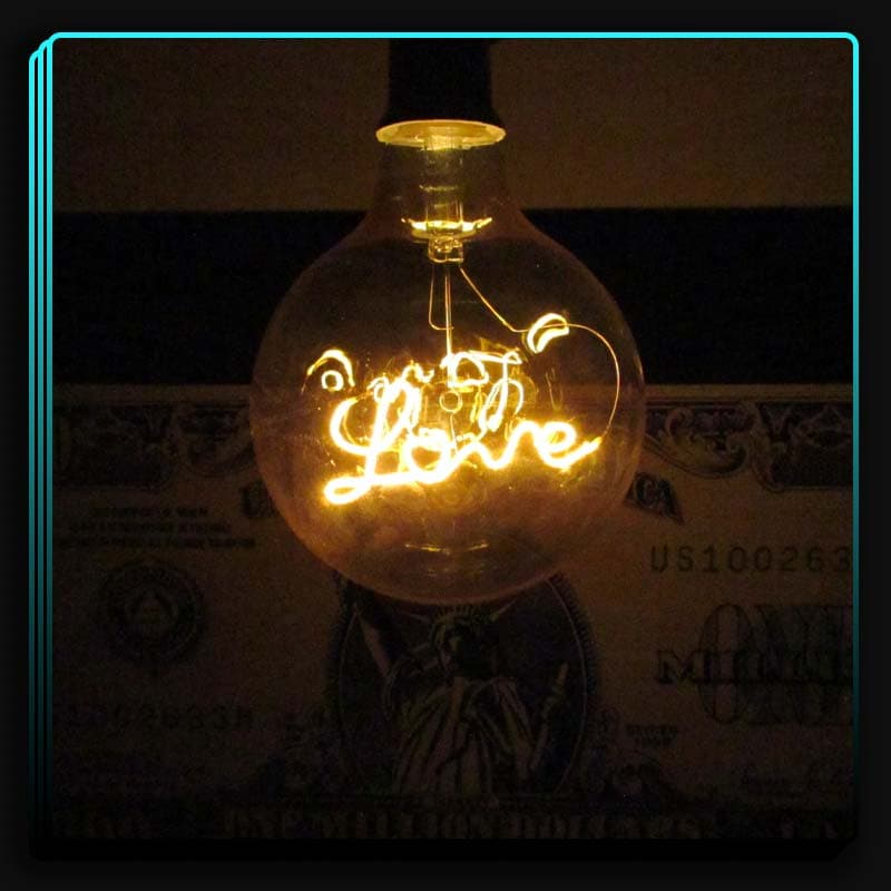 لامپ ادیسونی طرح LOVE — تصویر ۵