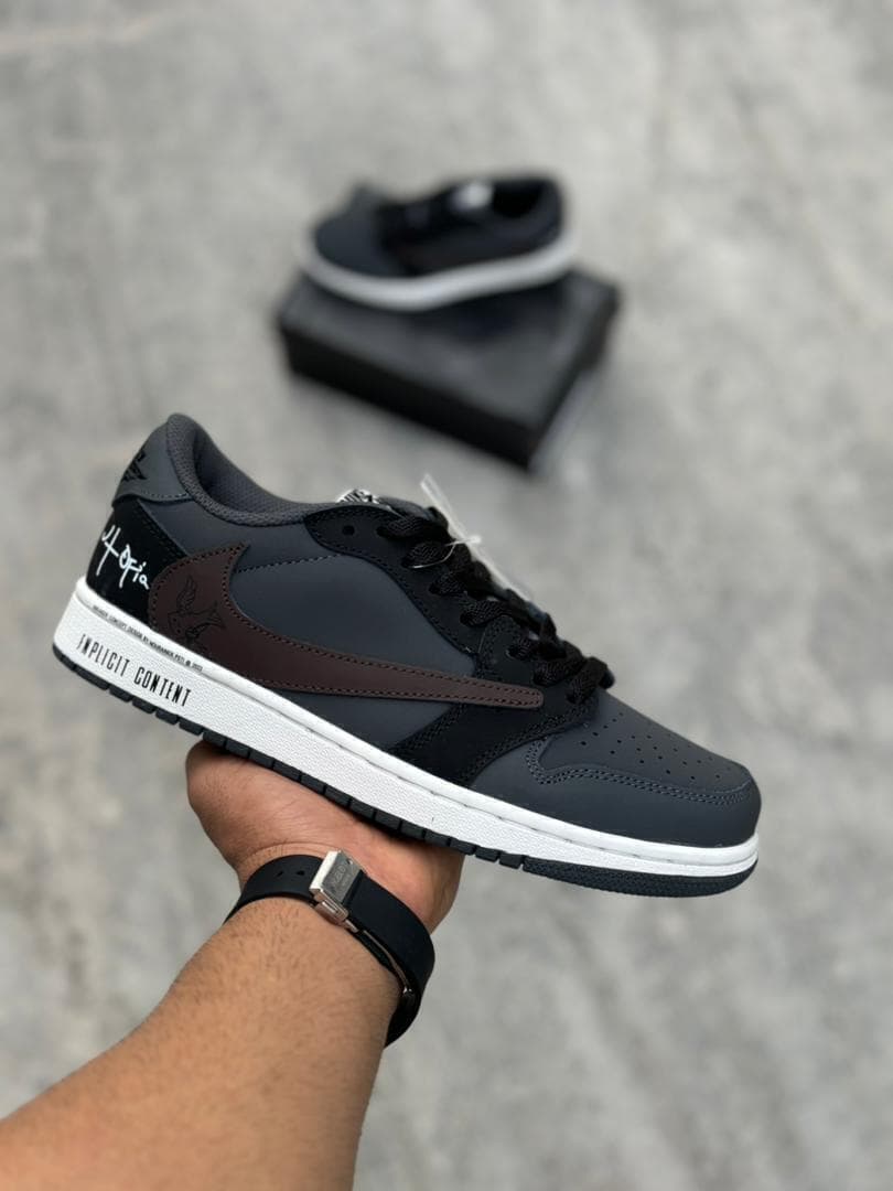 جردن وان تراویس اسکات طوسی قهوه ای Travis Scott x Air Jordan 1 Low